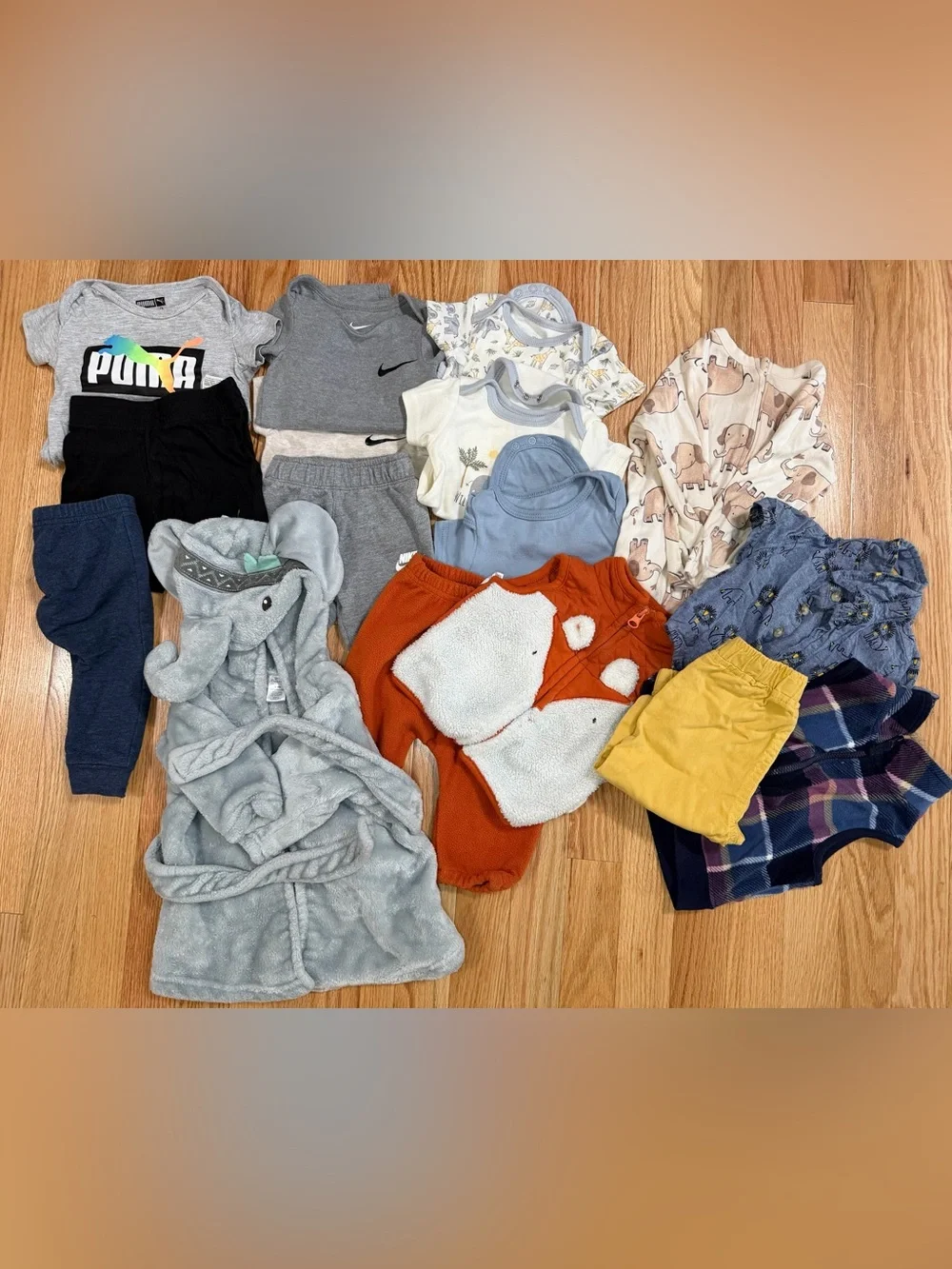 Baby Clothes Bundle - Picture 2 of 3